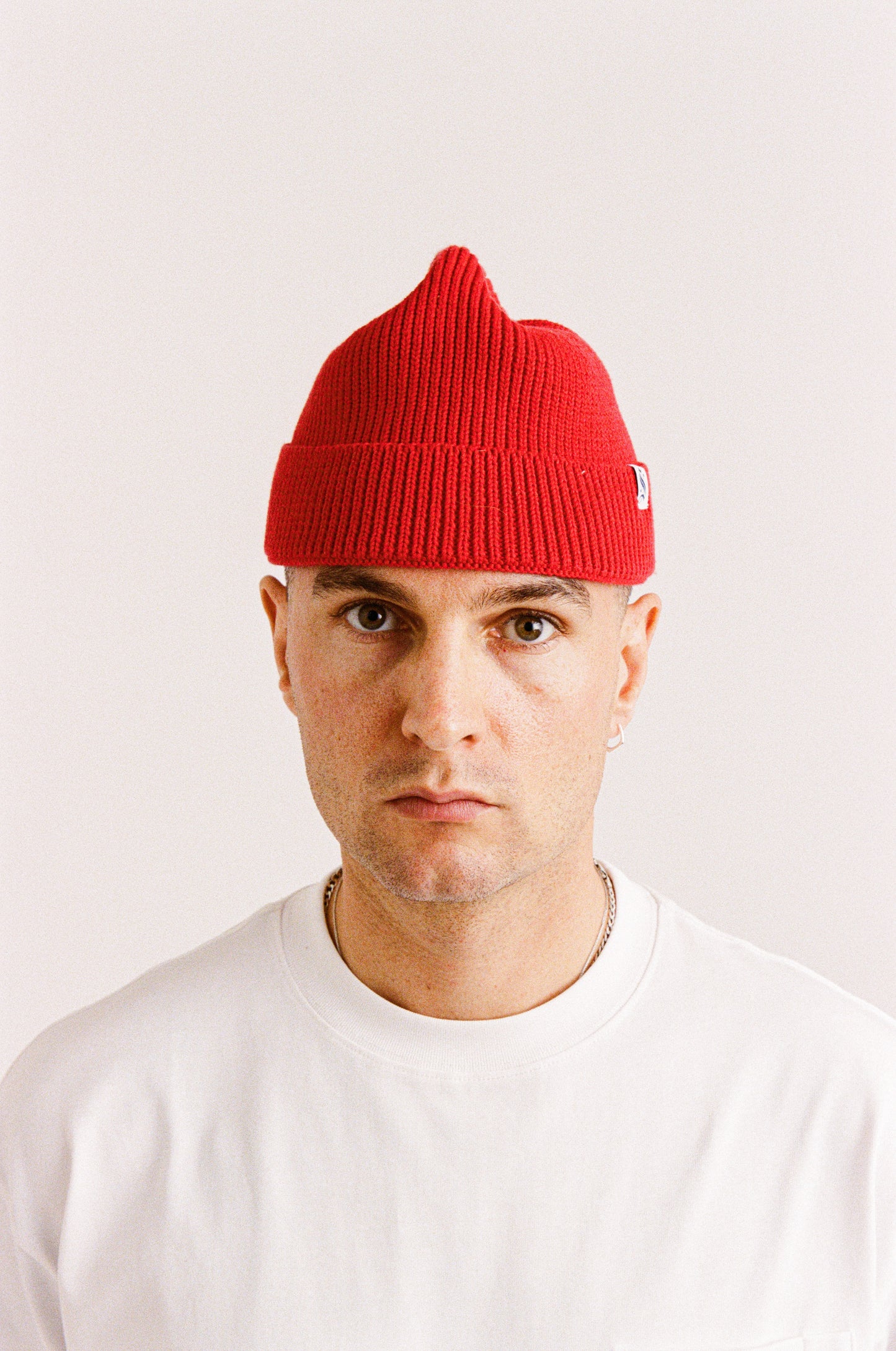 STARBOARD BEANIE | CHERRY RED