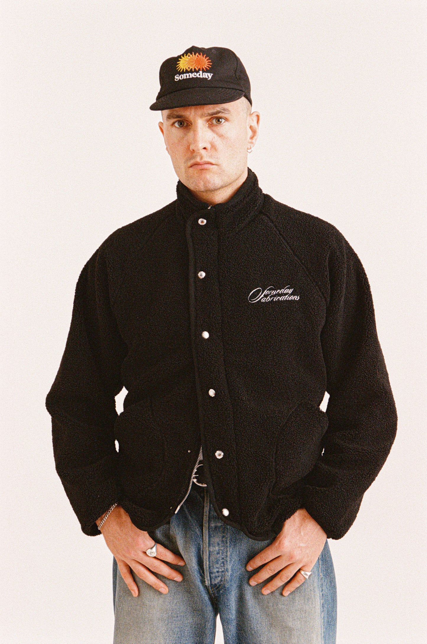 OUTPOST WIDE FLEECE | BLACK